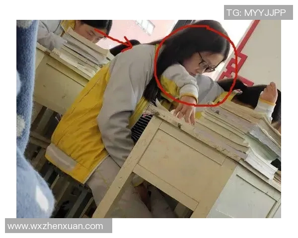 我的女足球明星同桌带我领略绿茵场上的激情与梦想 我的女足球明星同桌带我领略绿茵场上的激情与梦想